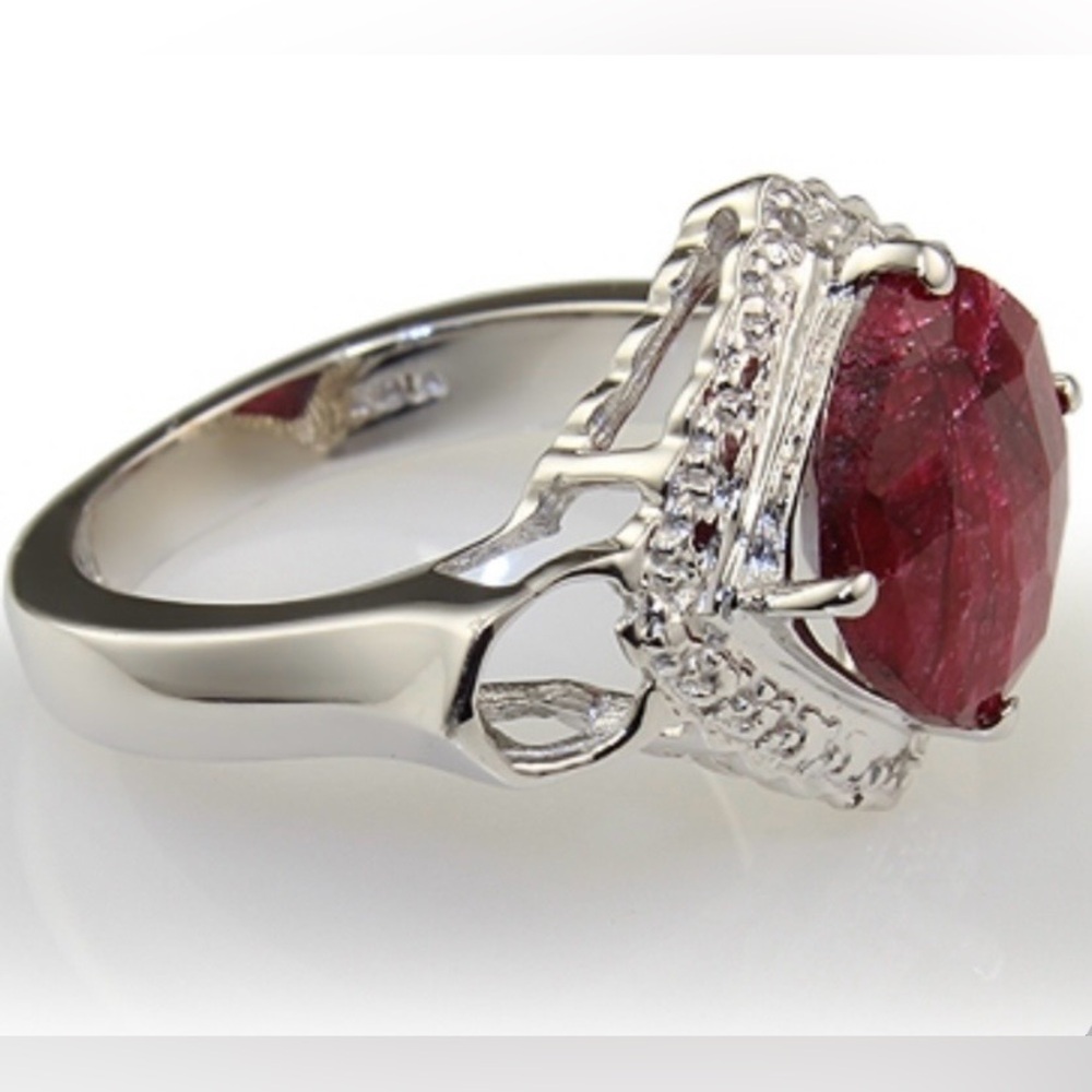 Ring - Solid Sterling Silver 925 Oval Ruby Prong Setting & Clear Accents Size 7